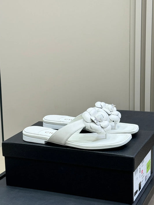 CHANEL SANDAL