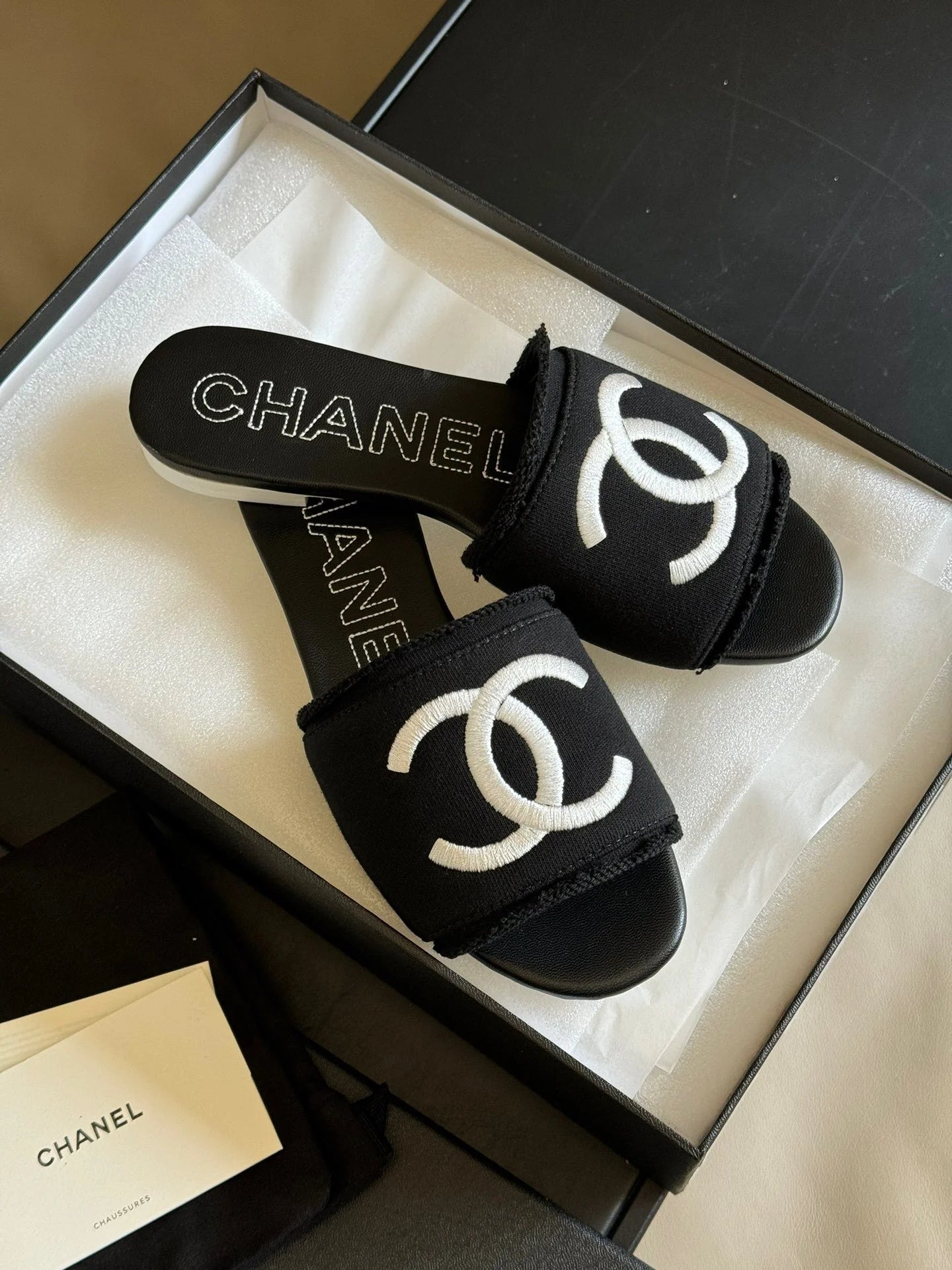 CHANEL SANDAL