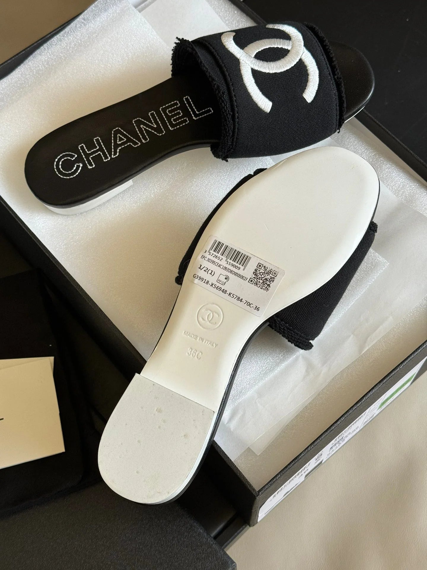 CHANEL SANDAL