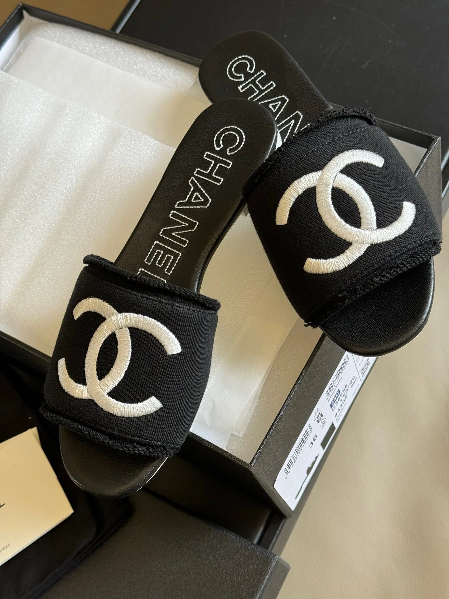 CHANEL SANDAL