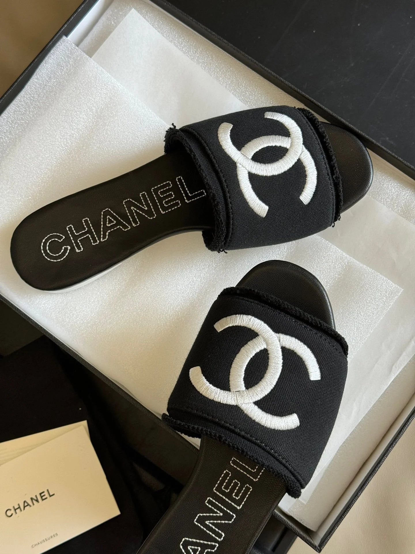 CHANEL SANDAL