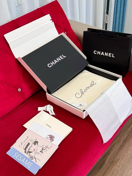 CHANEL SCARF