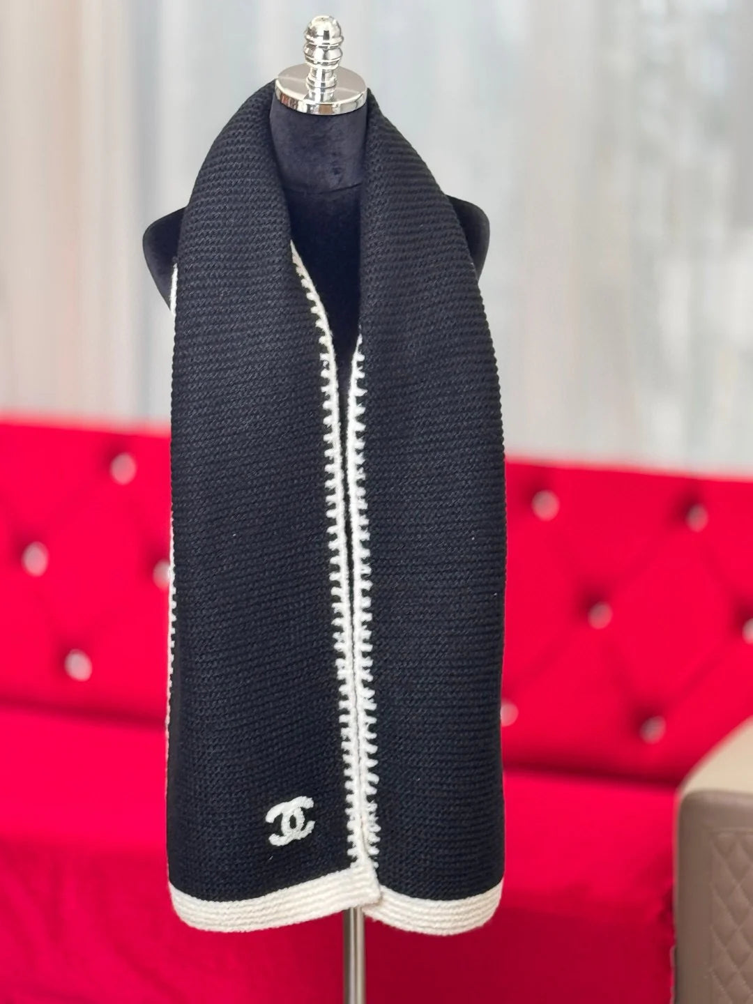 CHANEL SCARF