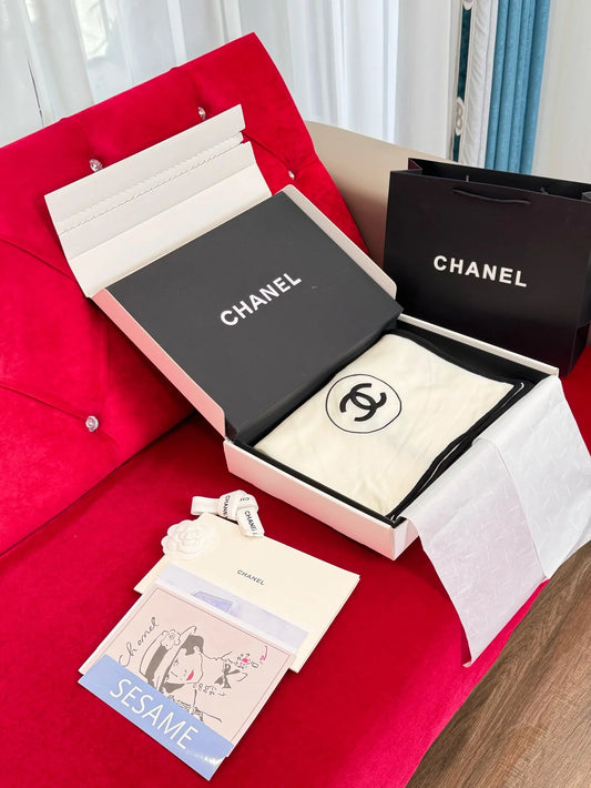 CHANEL SCARF