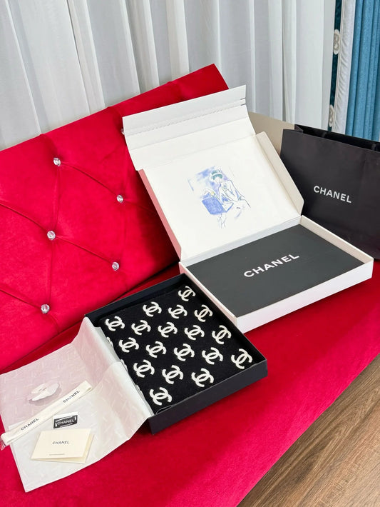 CHANEL SCARF