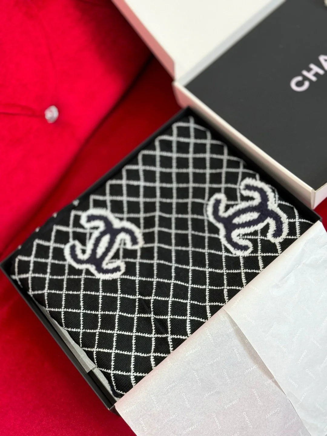 CHANEL SCARF