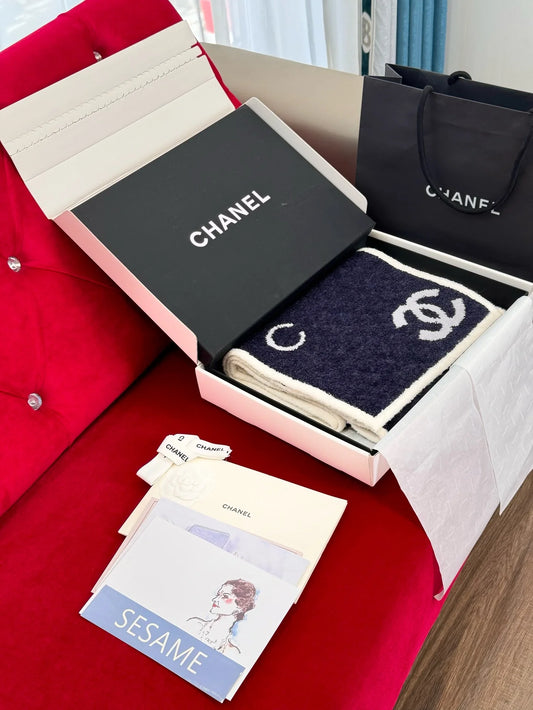 CHANEL SCARF