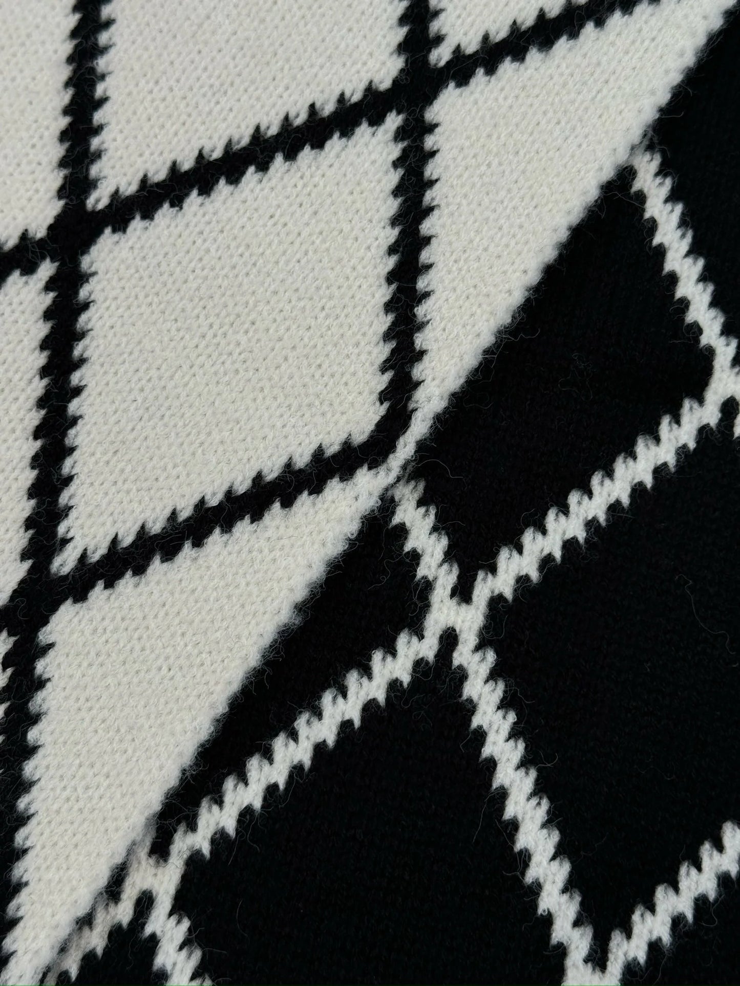 CHANEL SCARF