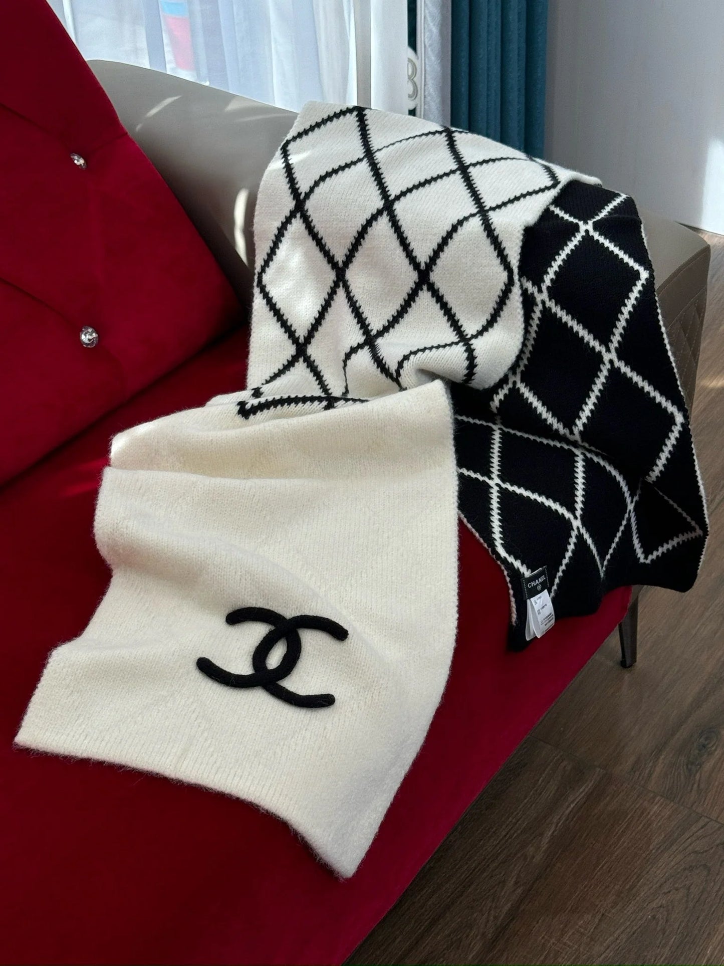 CHANEL SCARF