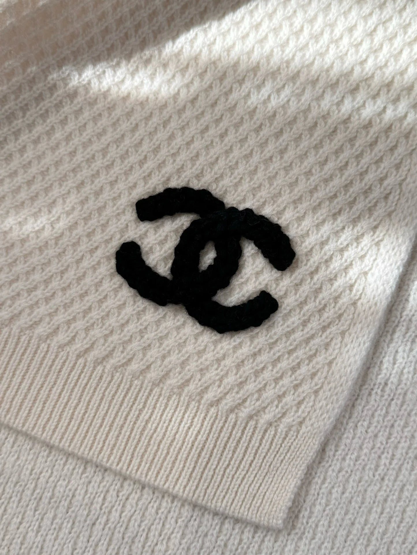 CHANEL SCARF