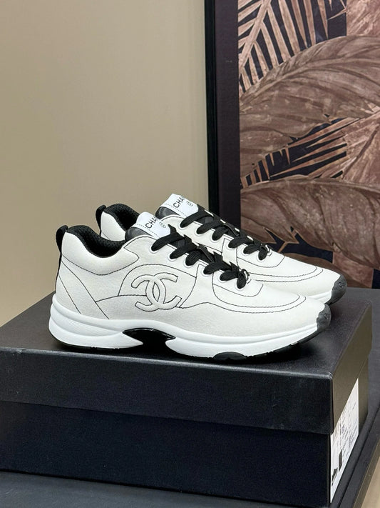 CHANEL SNEAKER