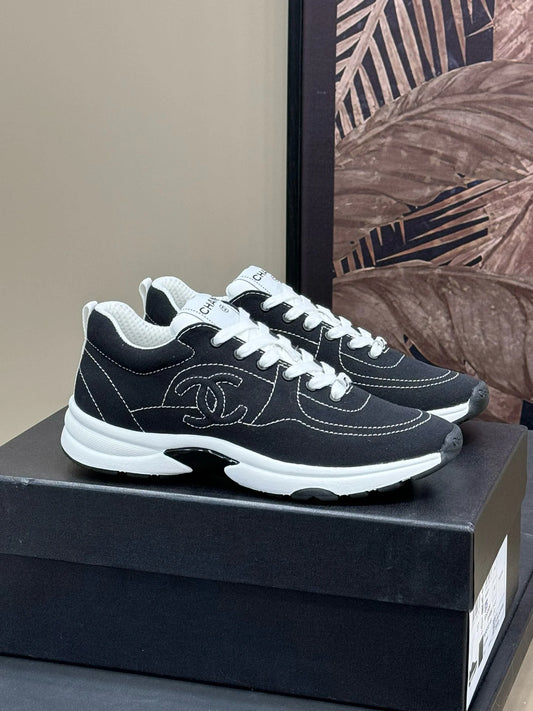 CHANEL SNEAKER