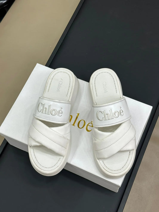 CHLOE SANDAL