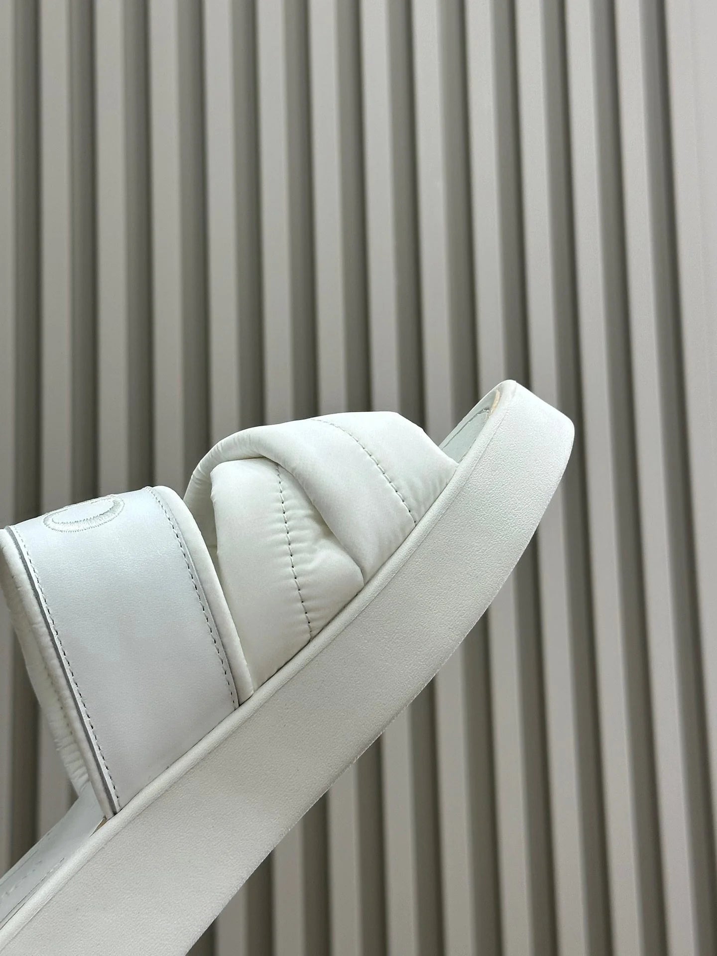 CHLOE SANDAL