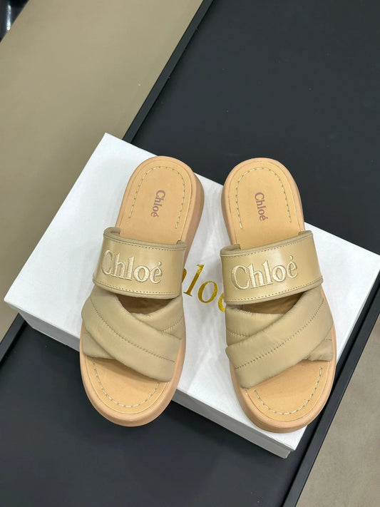 CHLOE SANDAL