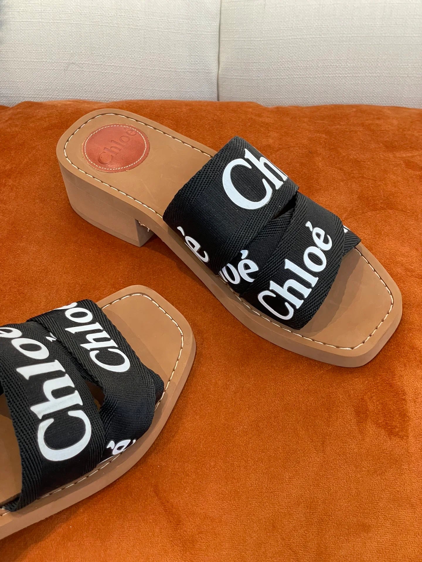 CHLOE SANDAL