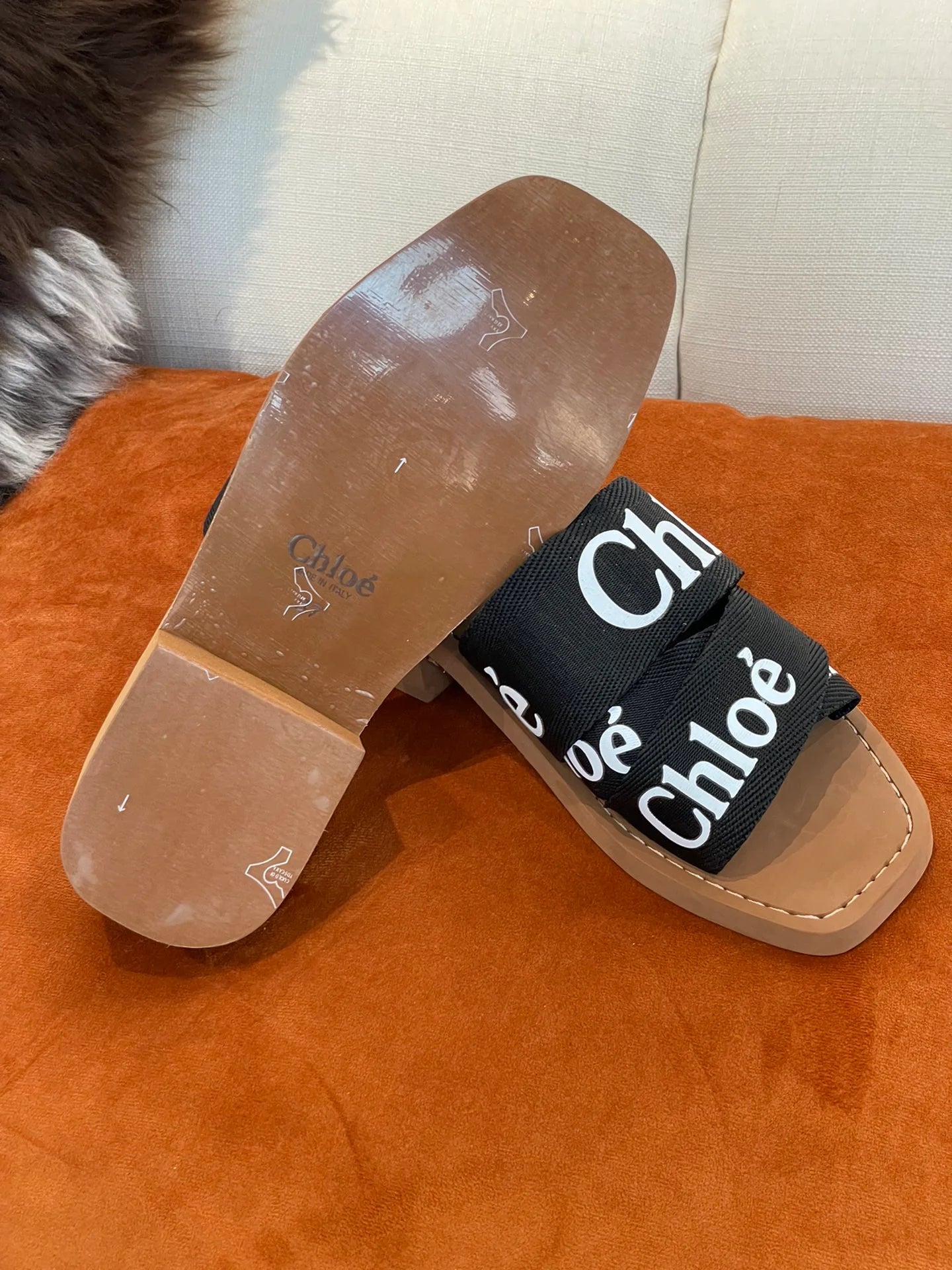 CHLOE SANDAL
