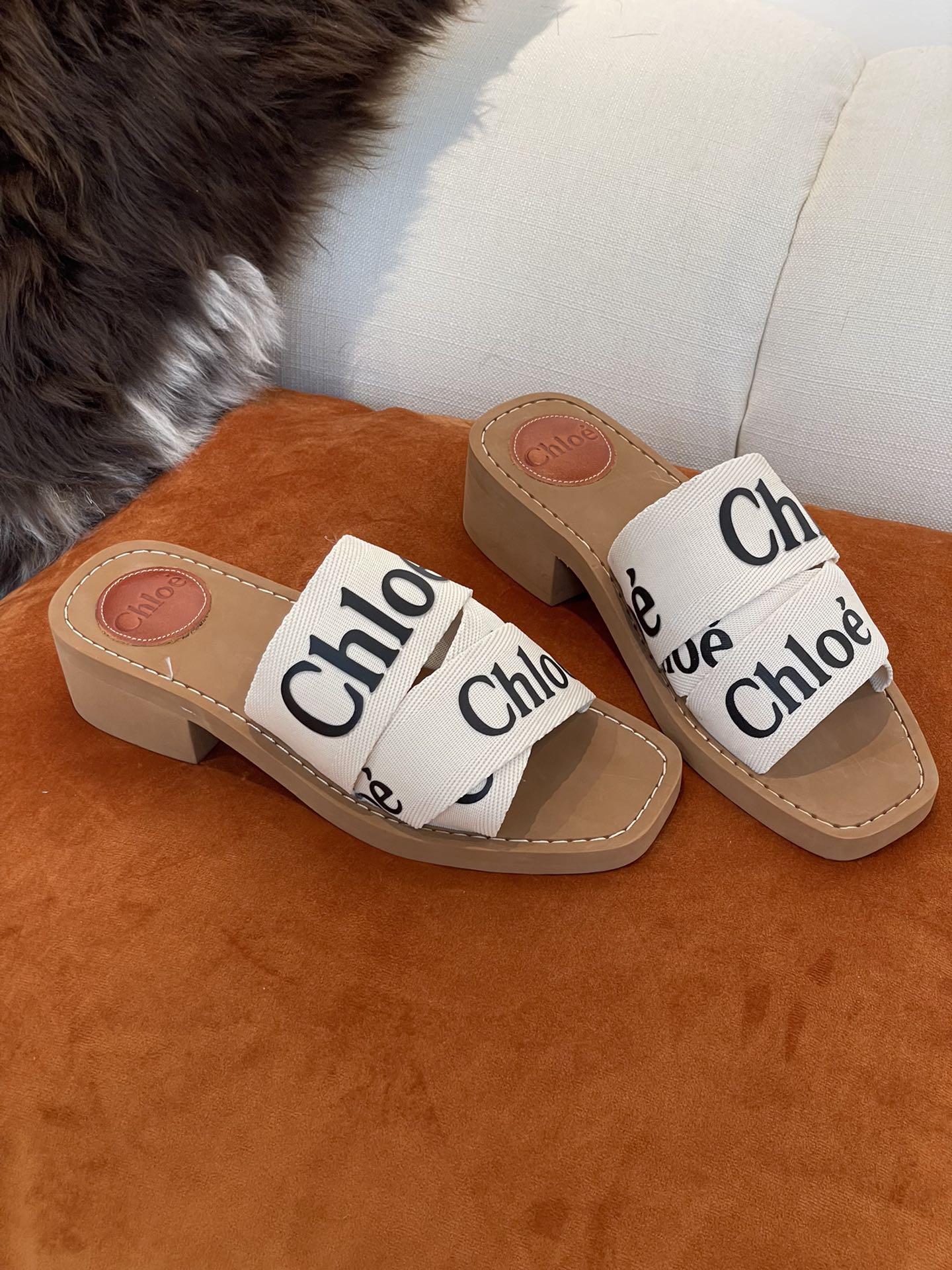 CHLOE SANDAL