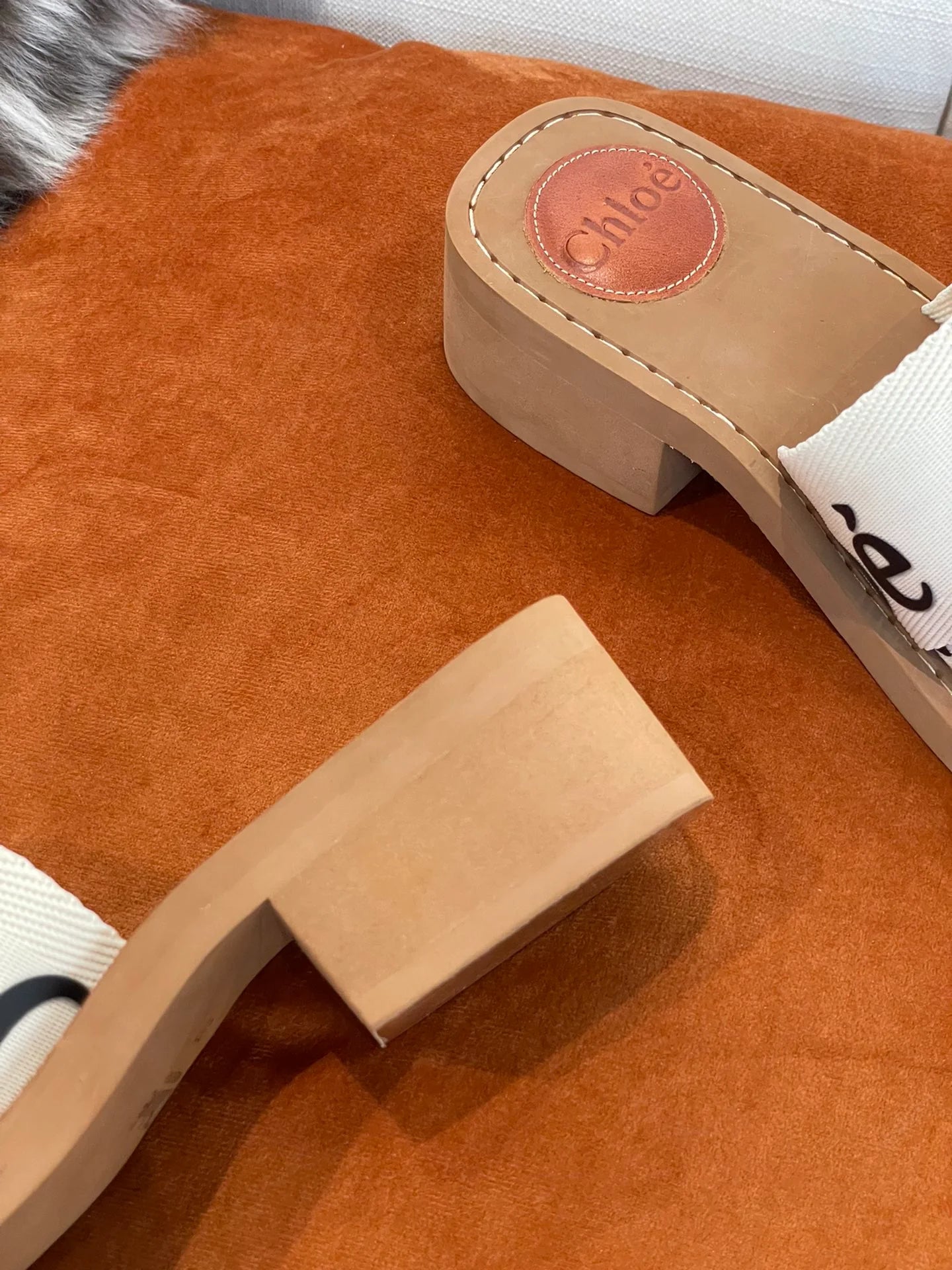CHLOE SANDAL