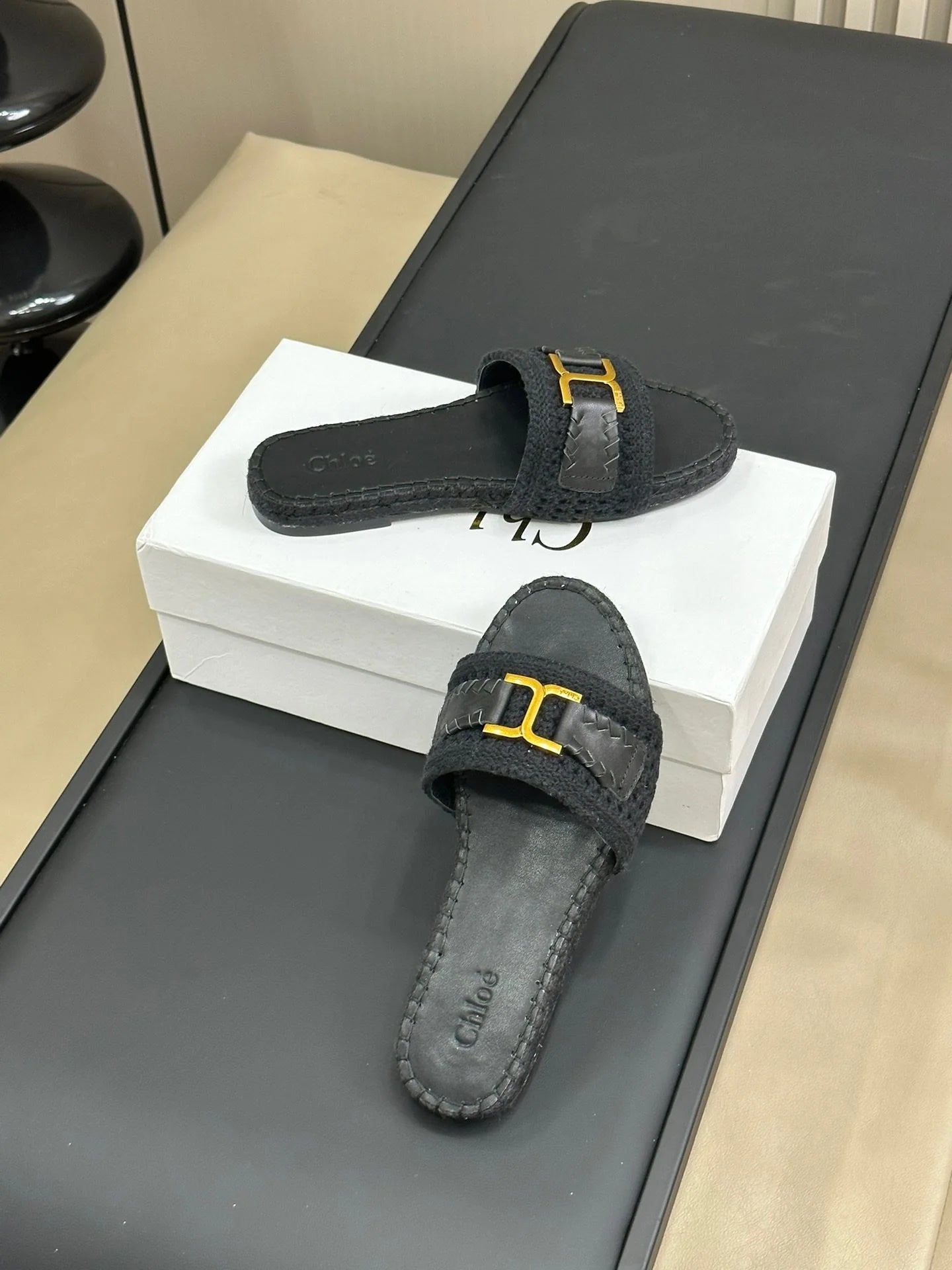CHLOE SANDAL