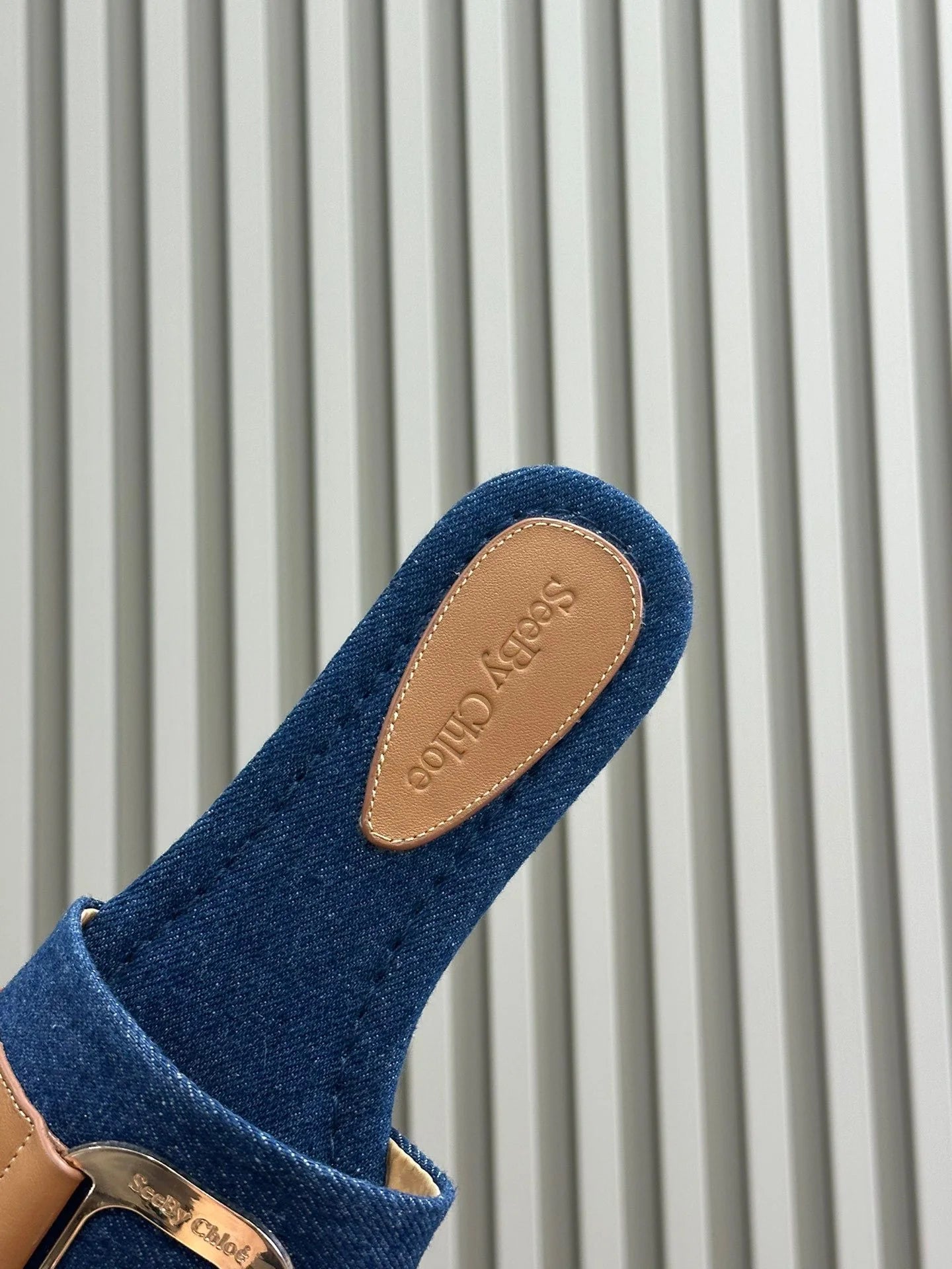 CHLOE SANDAL