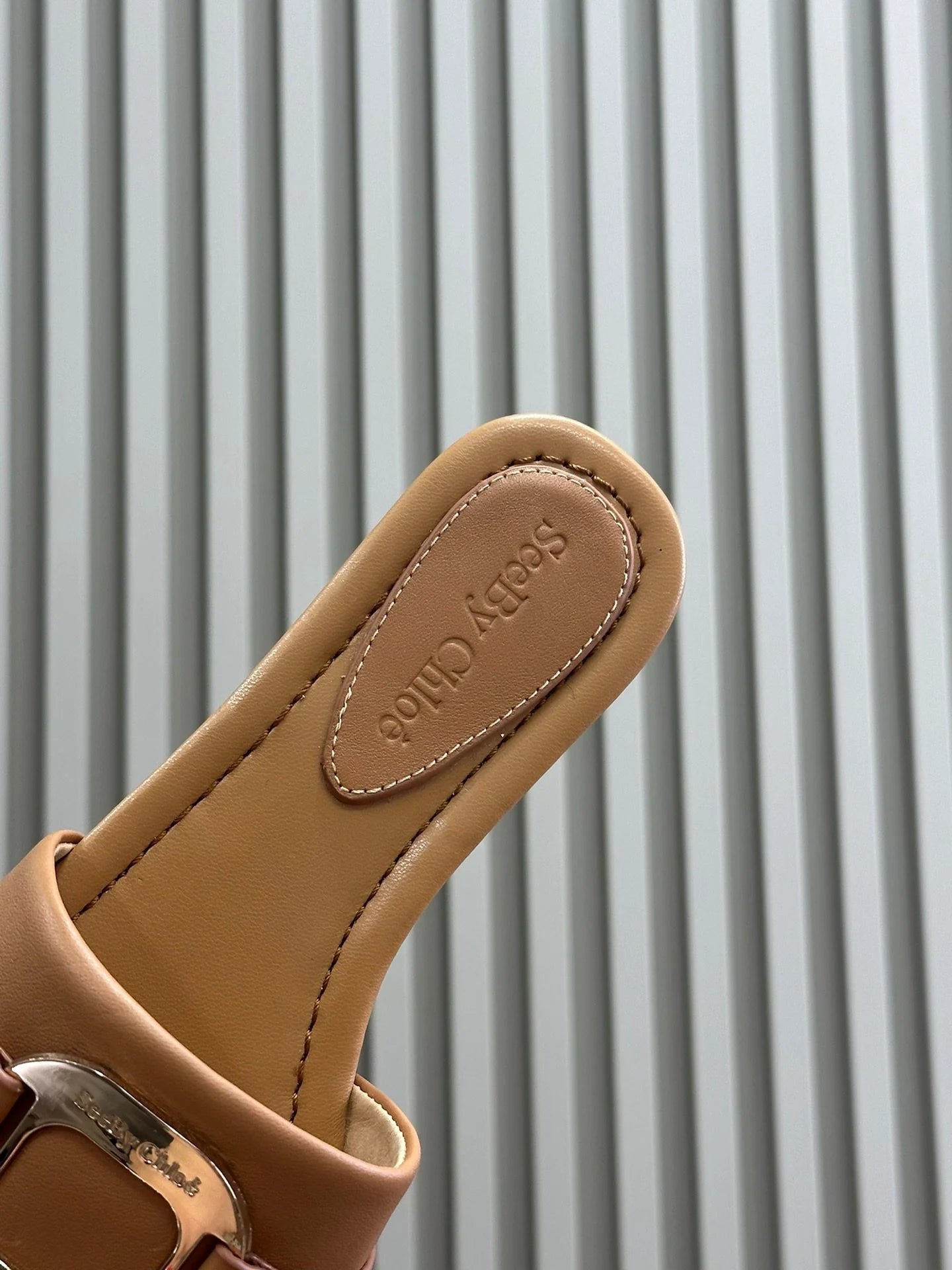 CHLOE SANDAL
