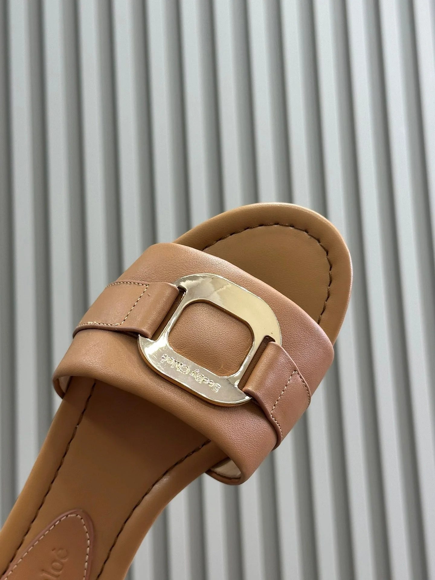 CHLOE SANDAL