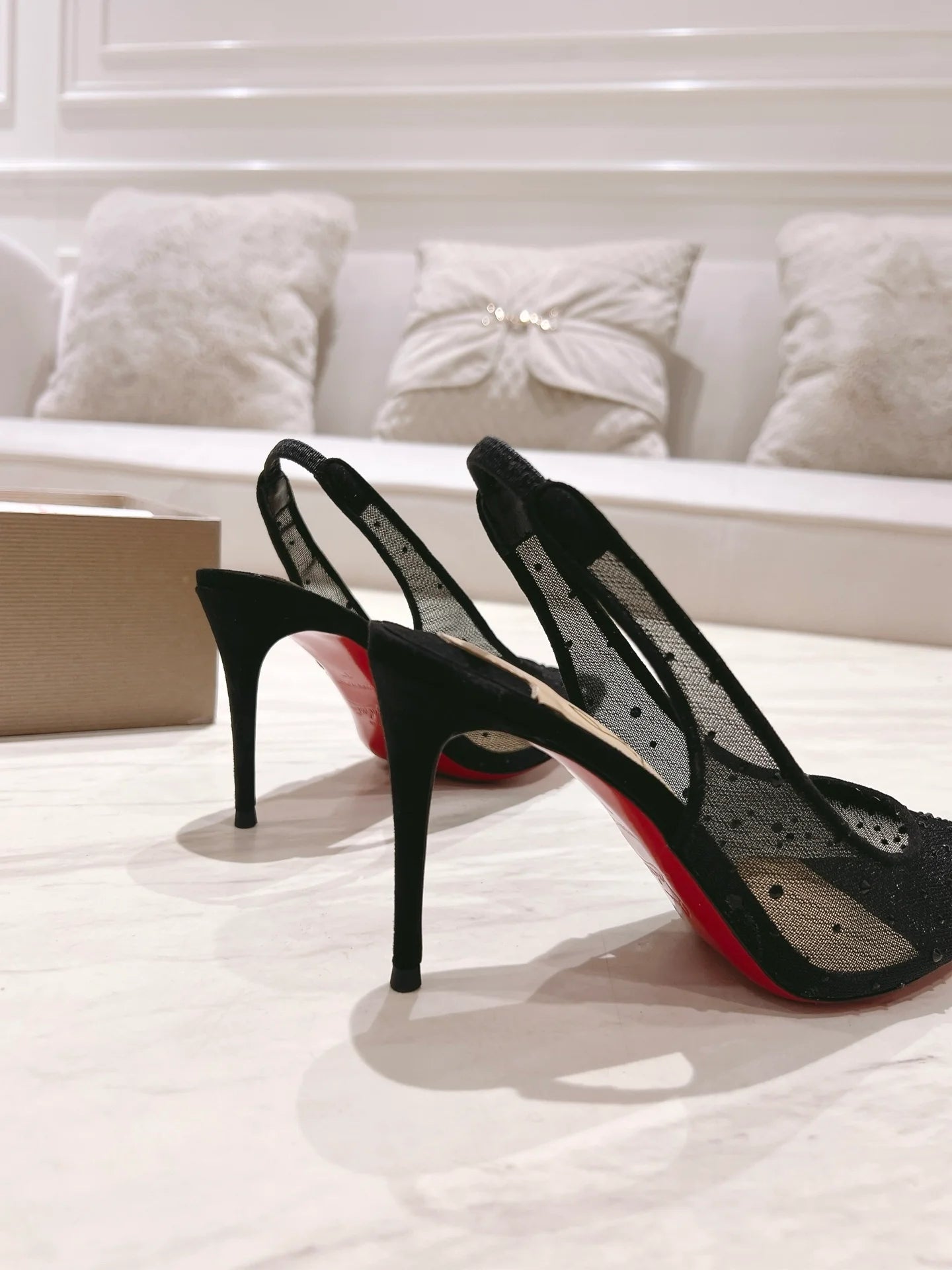 CL HEELS