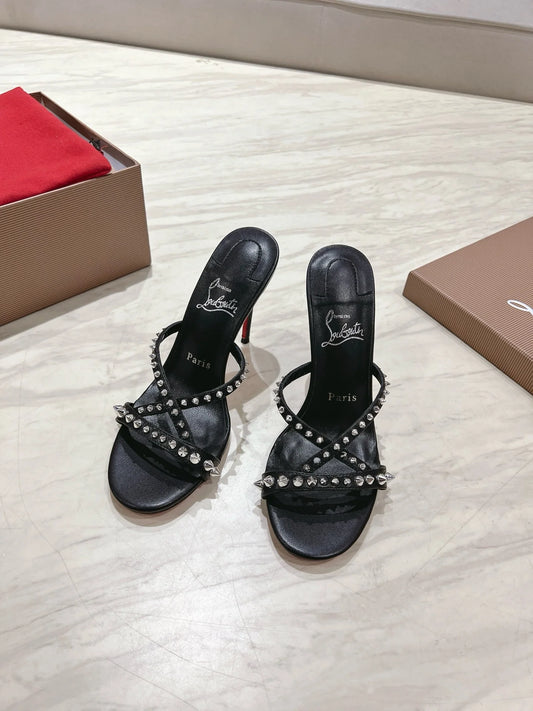 CL HEELS