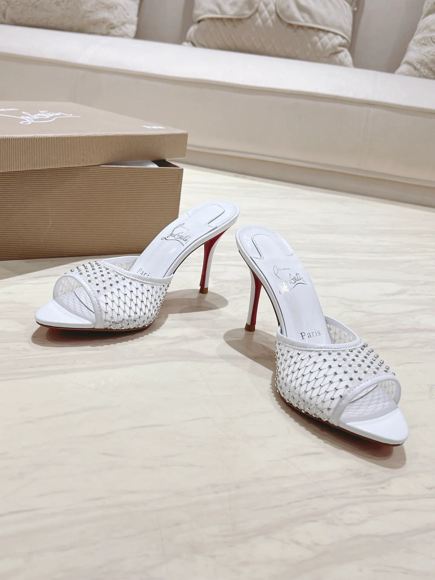 CL HEELS