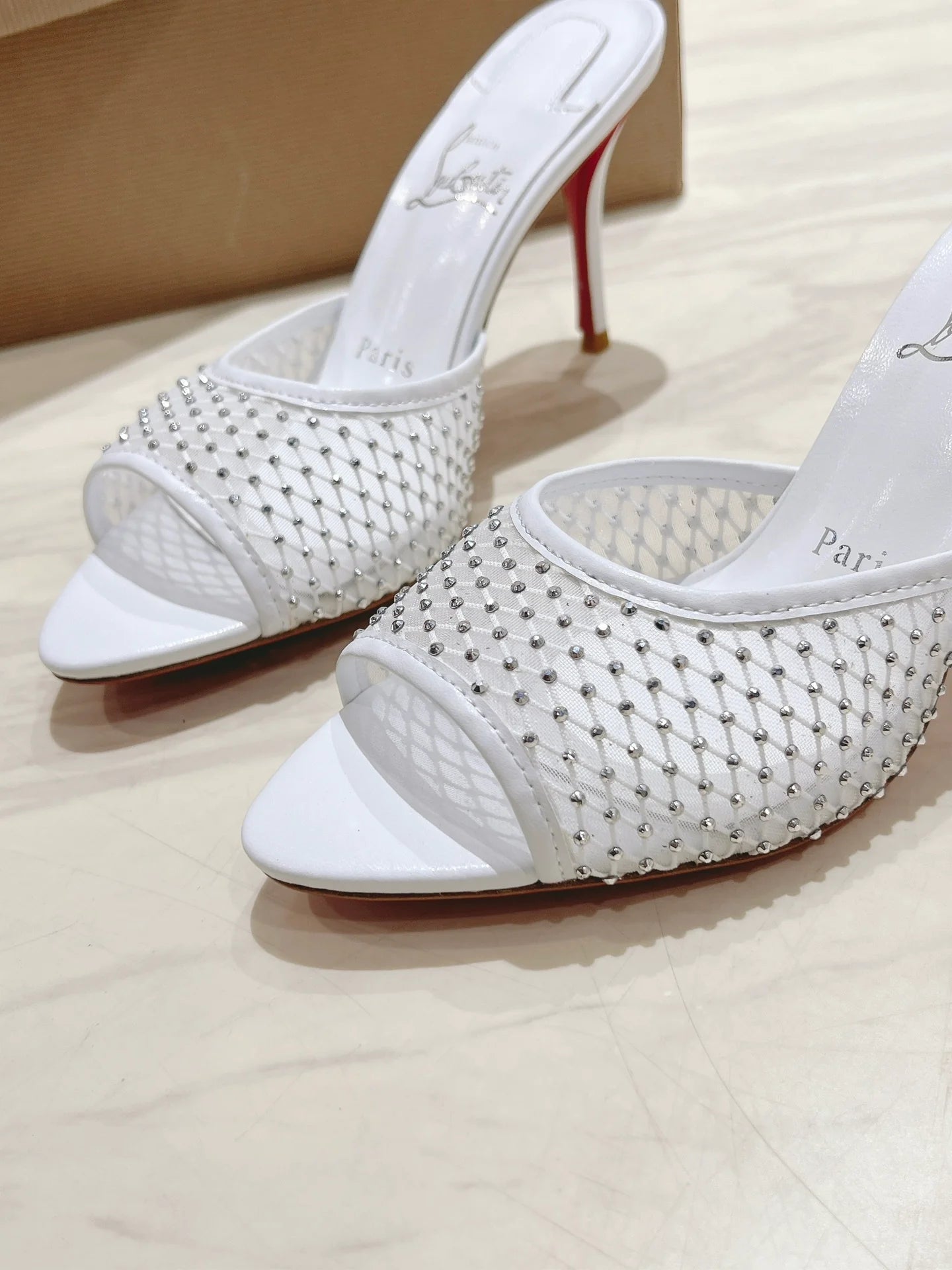 CL HEELS