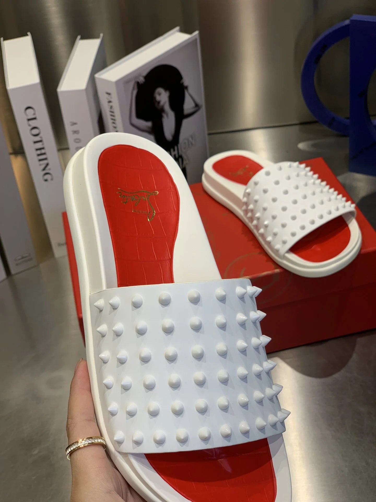 CL SANDAL