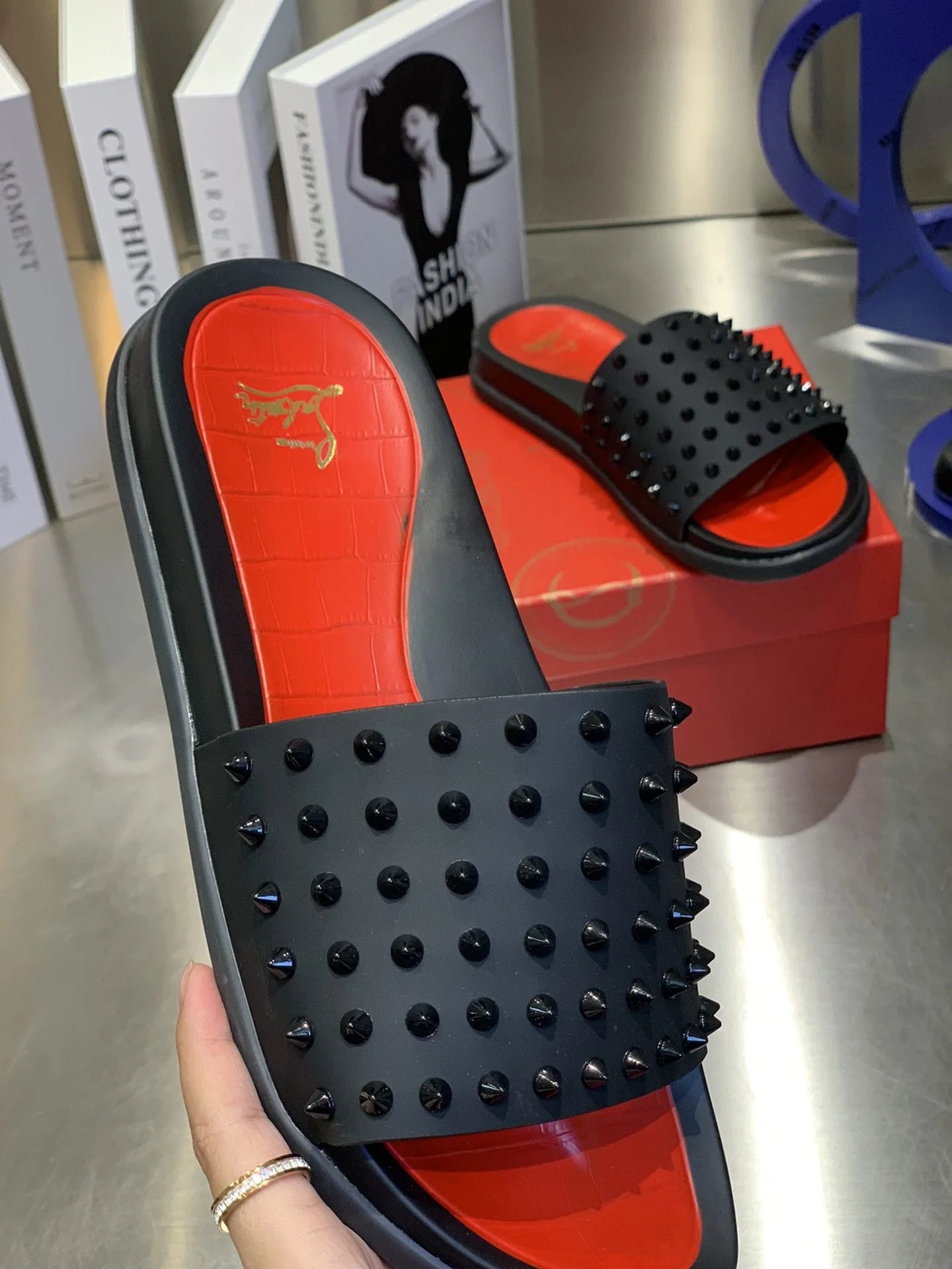 CL SANDAL