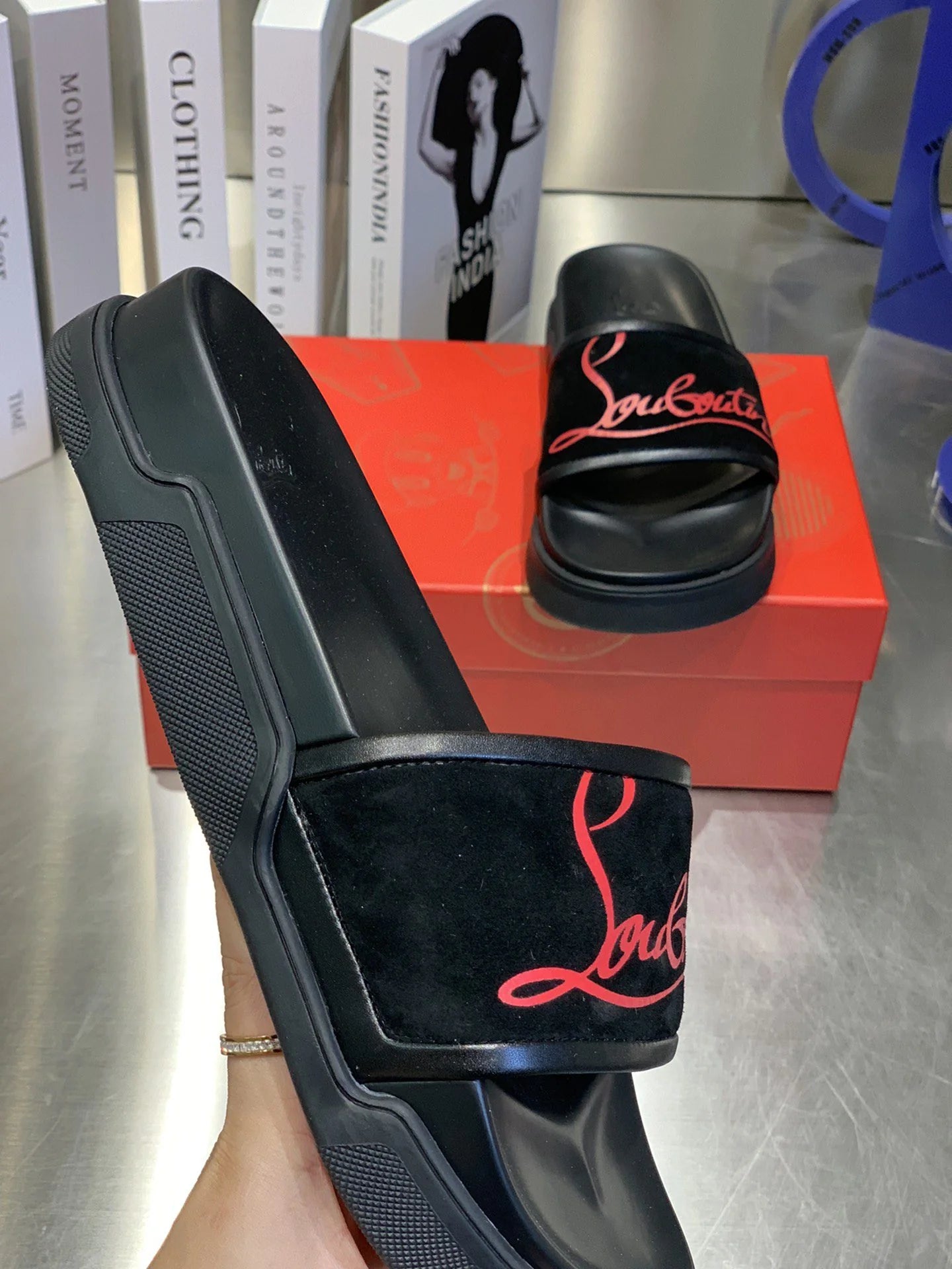 CL SANDAL