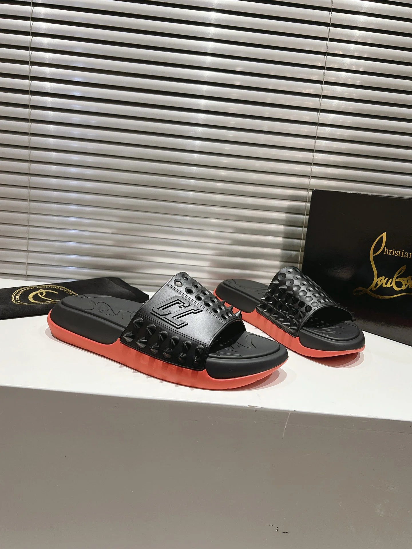 CL SANDAL