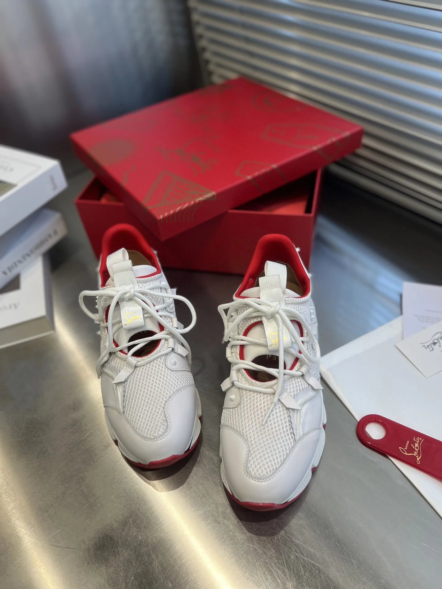 CL SNEAKER