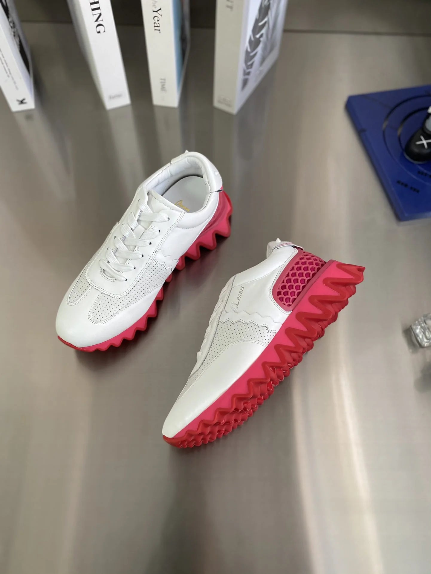 CL SNEAKER
