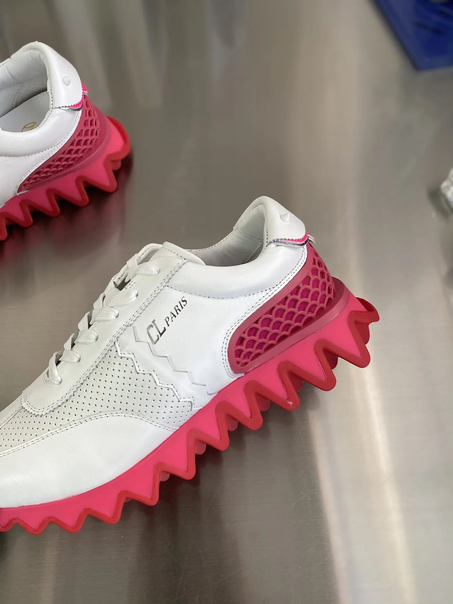 CL SNEAKER
