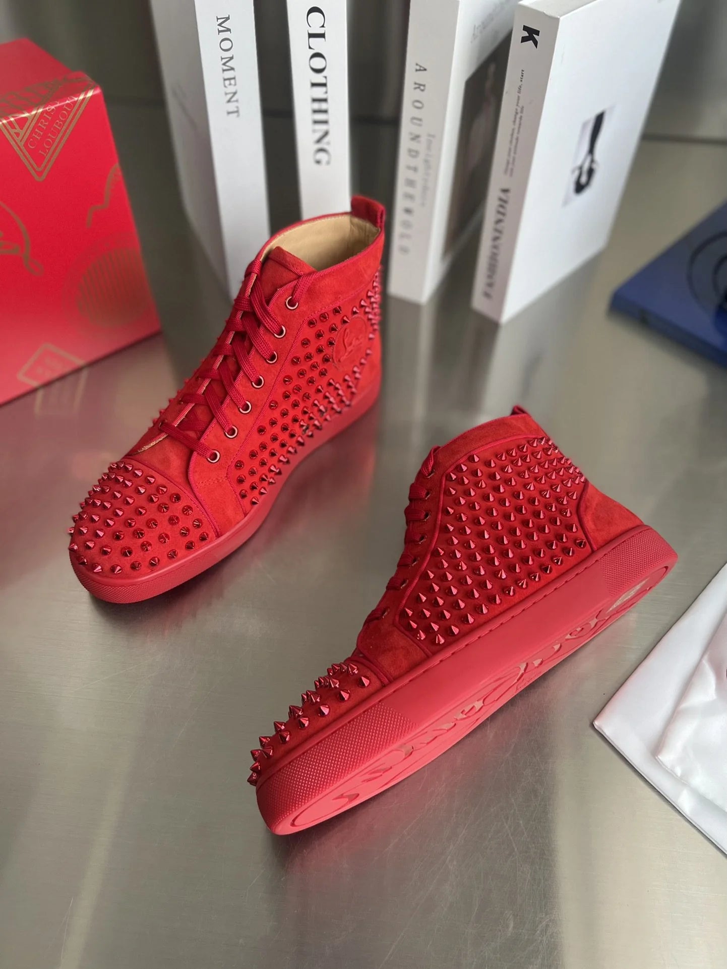 CL SNEAKER