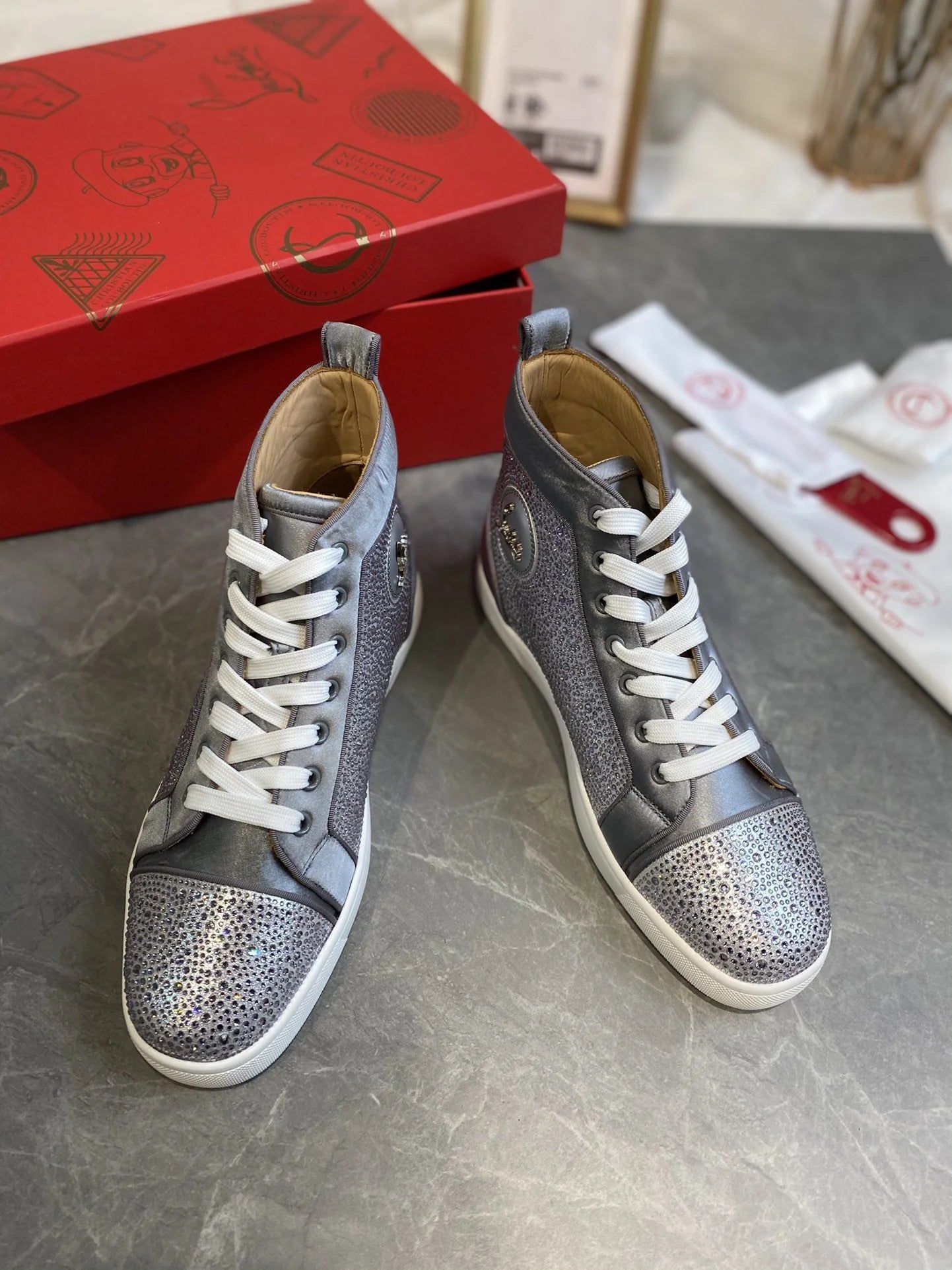 CL SNEAKER