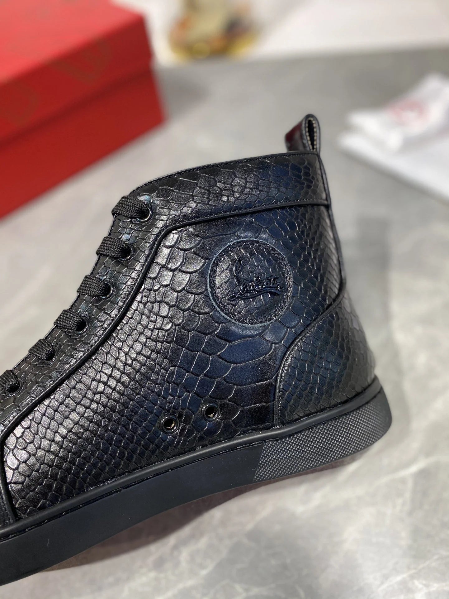 CL SNEAKER
