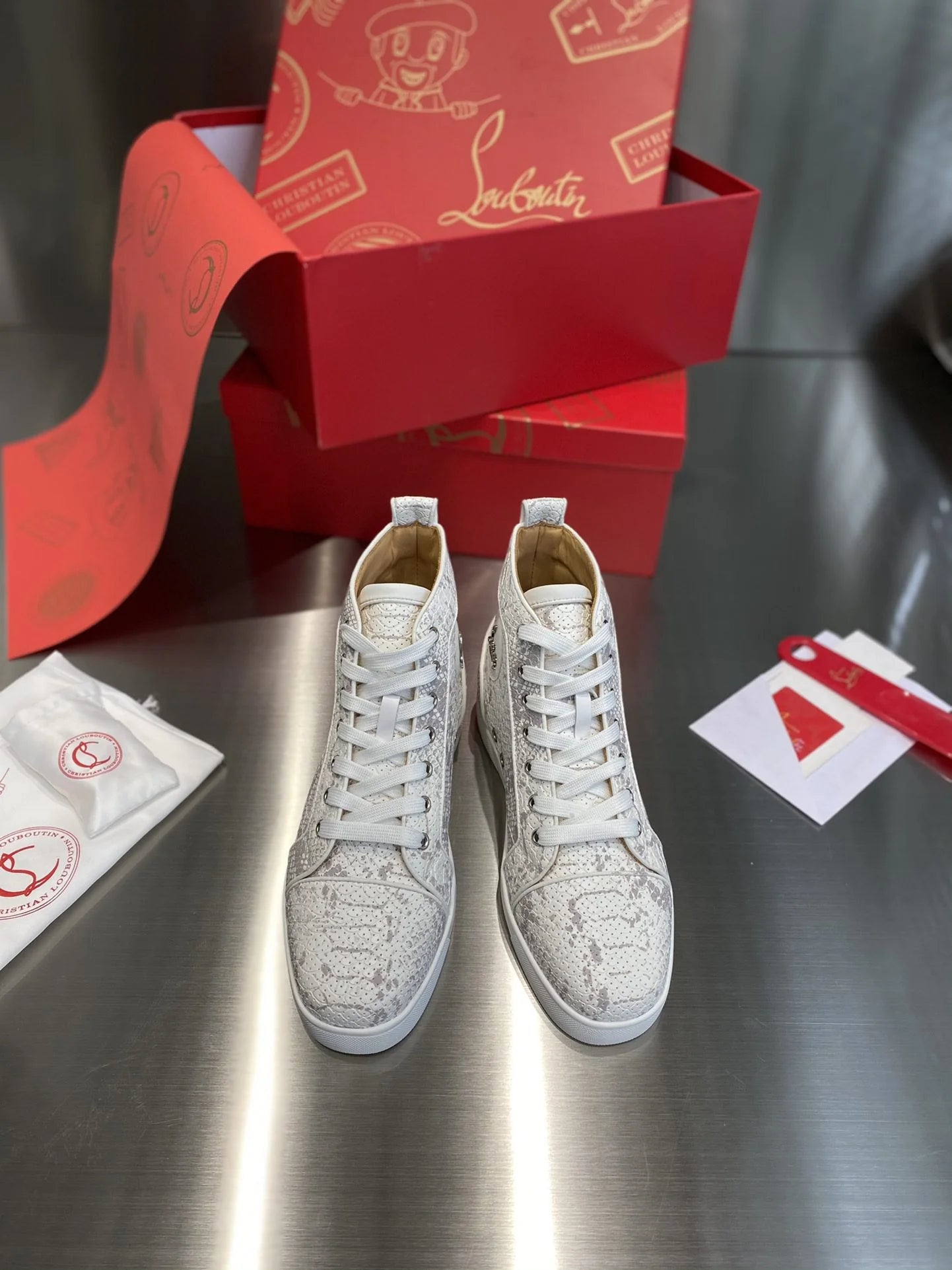 CL SNEAKER