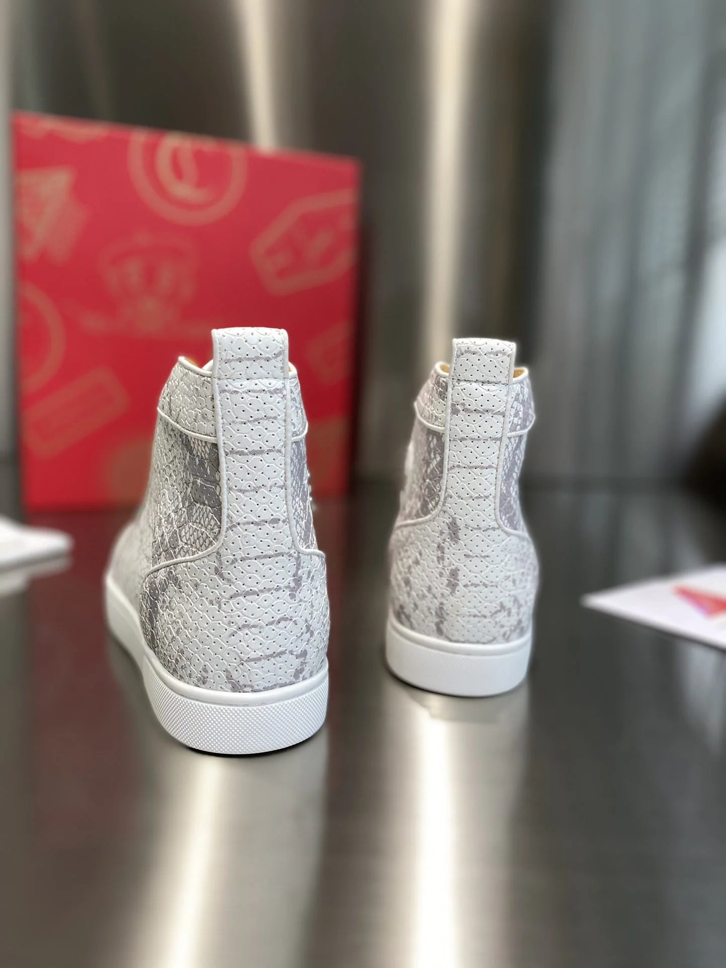 CL SNEAKER