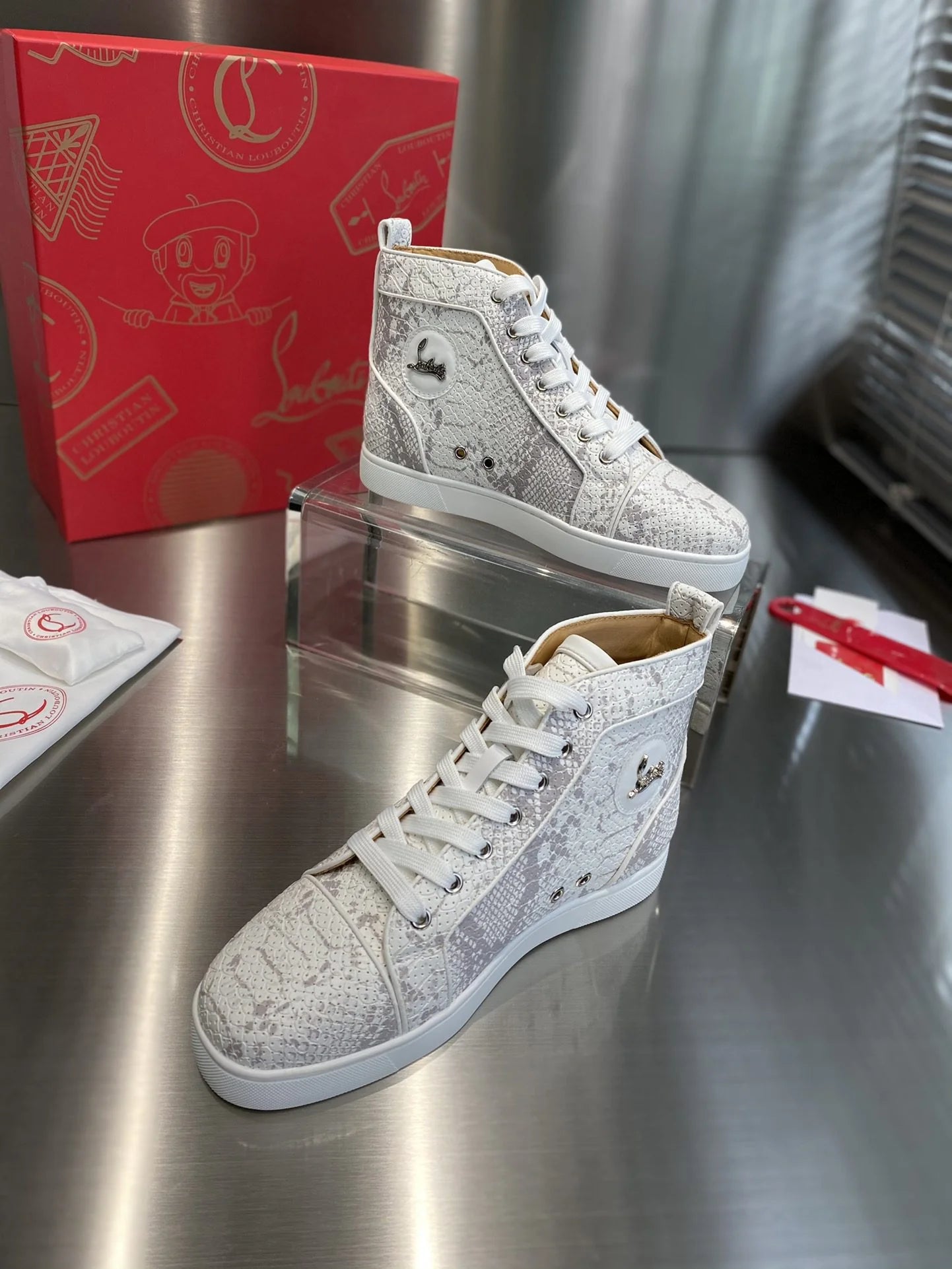 CL SNEAKER