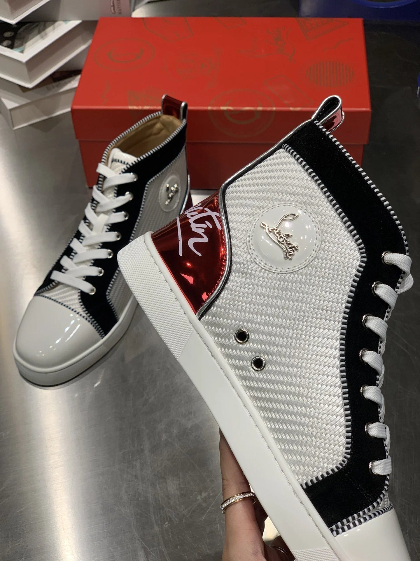CL SNEAKER