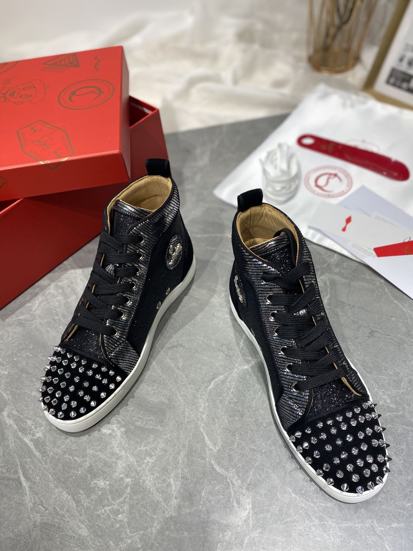 CL SNEAKER