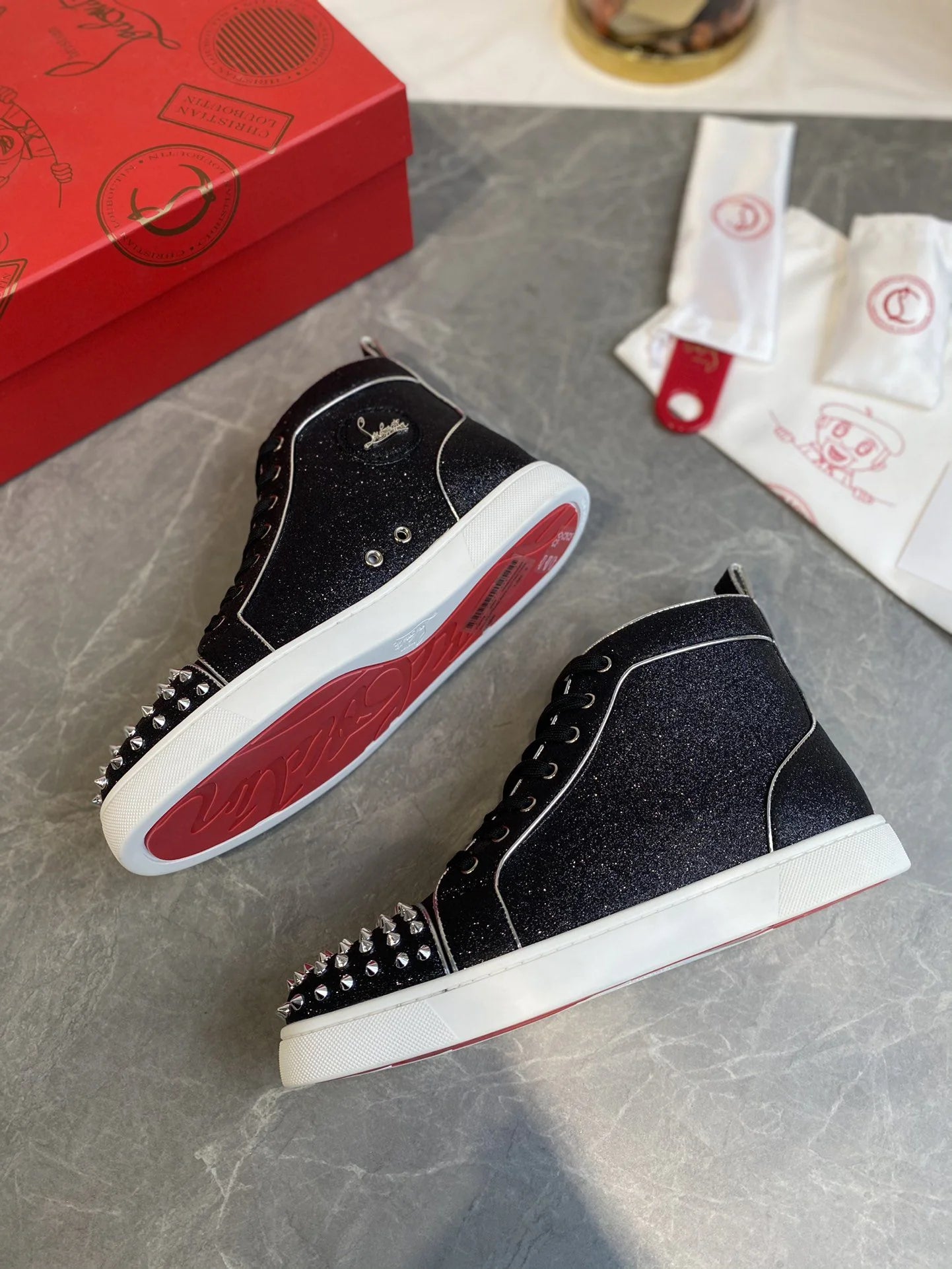 CL SNEAKER