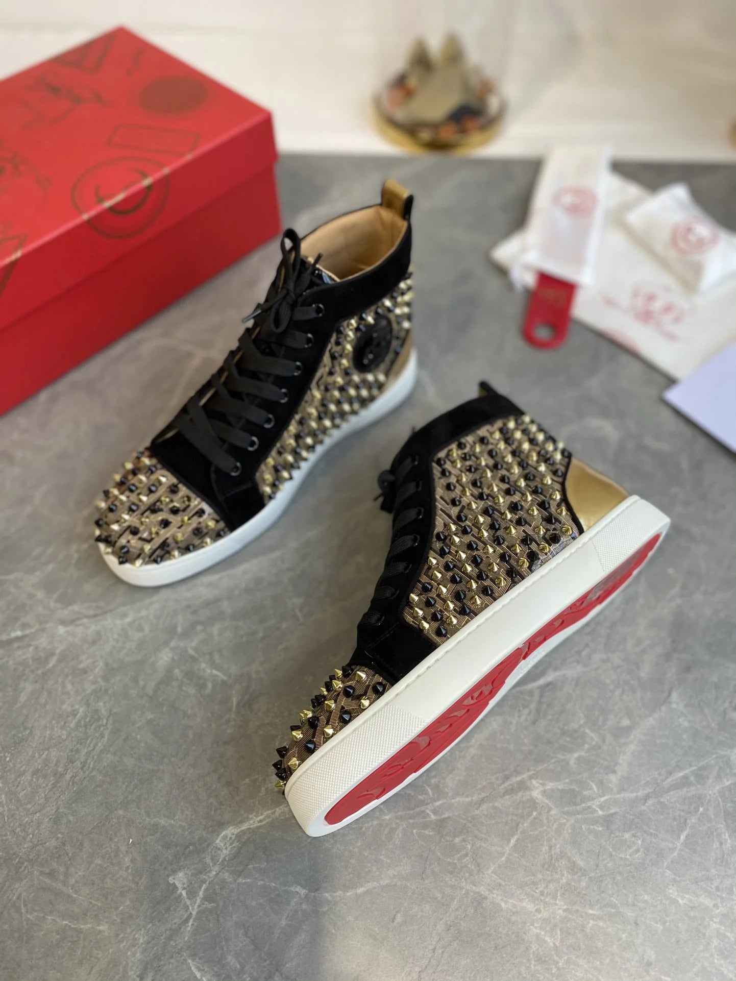 CL SNEAKER