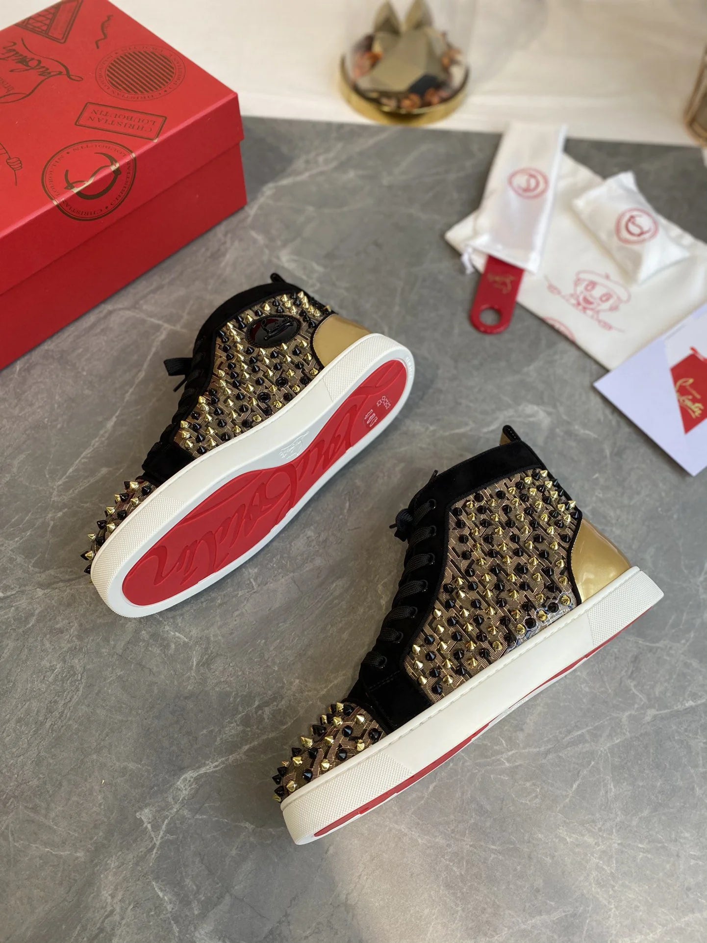 CL SNEAKER