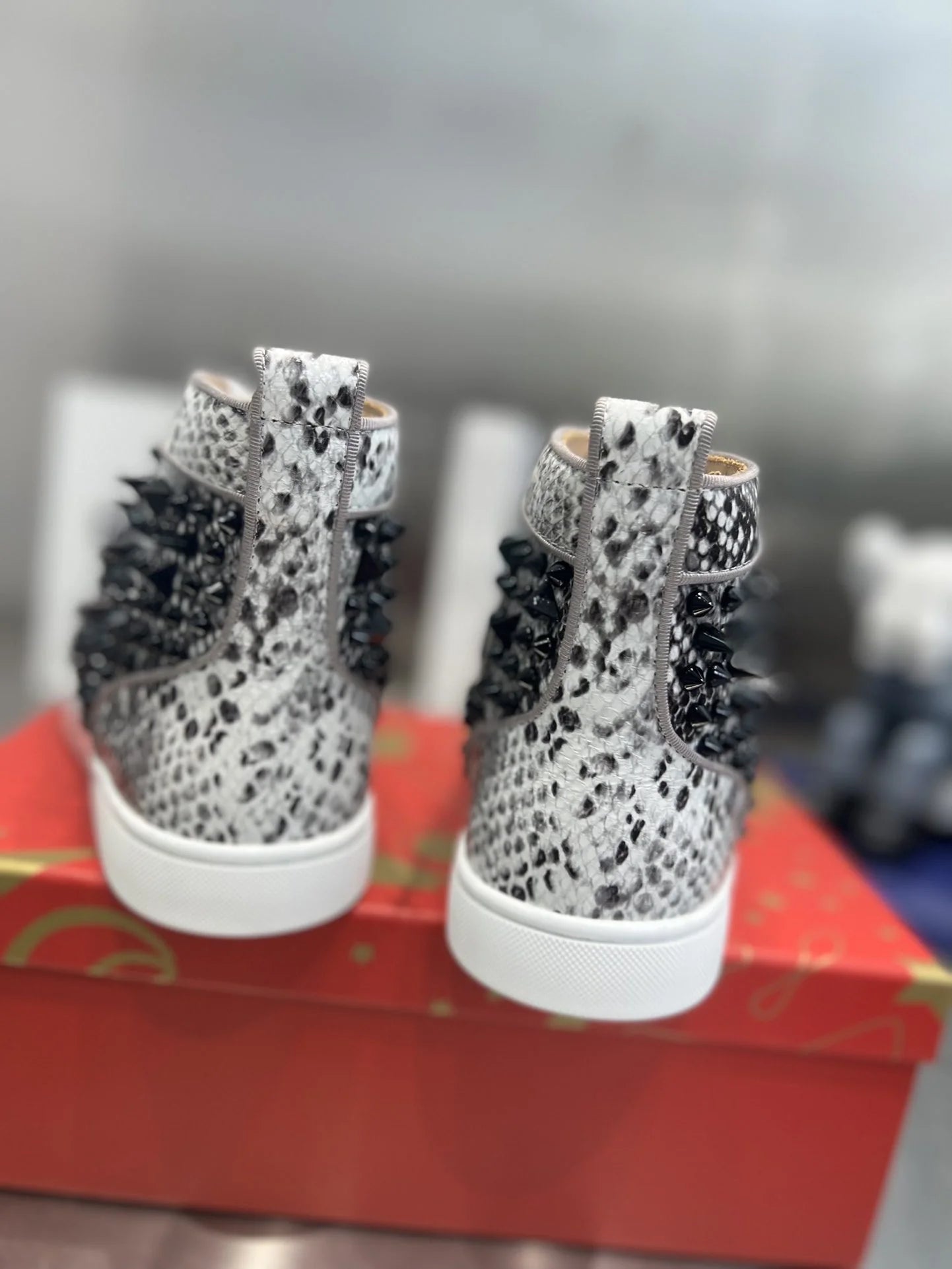 CL SNEAKER